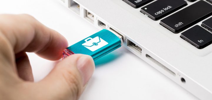 Business & online shopping e-commerce icon on USB drive