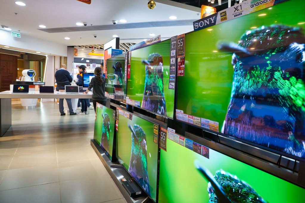 Interior shot of Fortress store in Elements shopping mall.